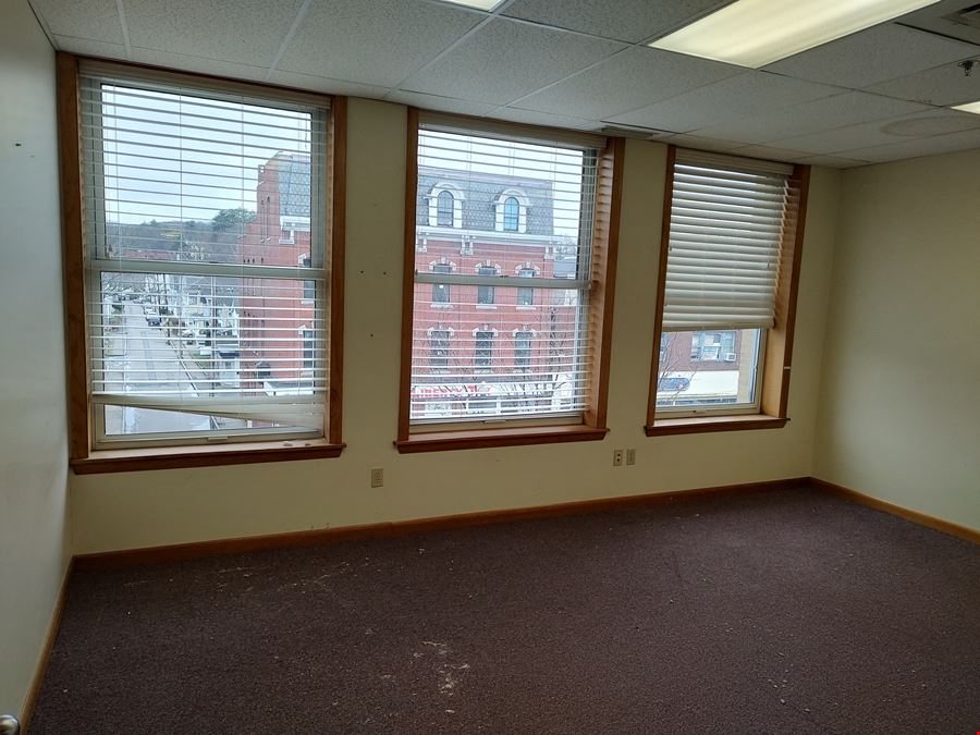 326-328 Main Street, Southbridge