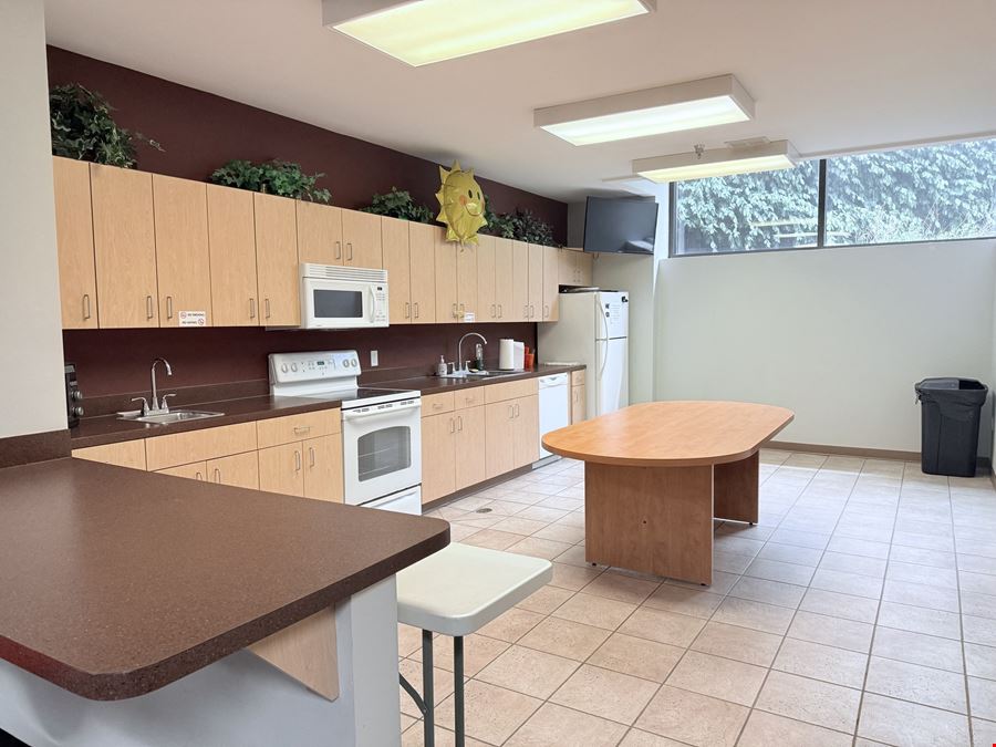 Professional Office Suites at 48 N. Emerson Avenue