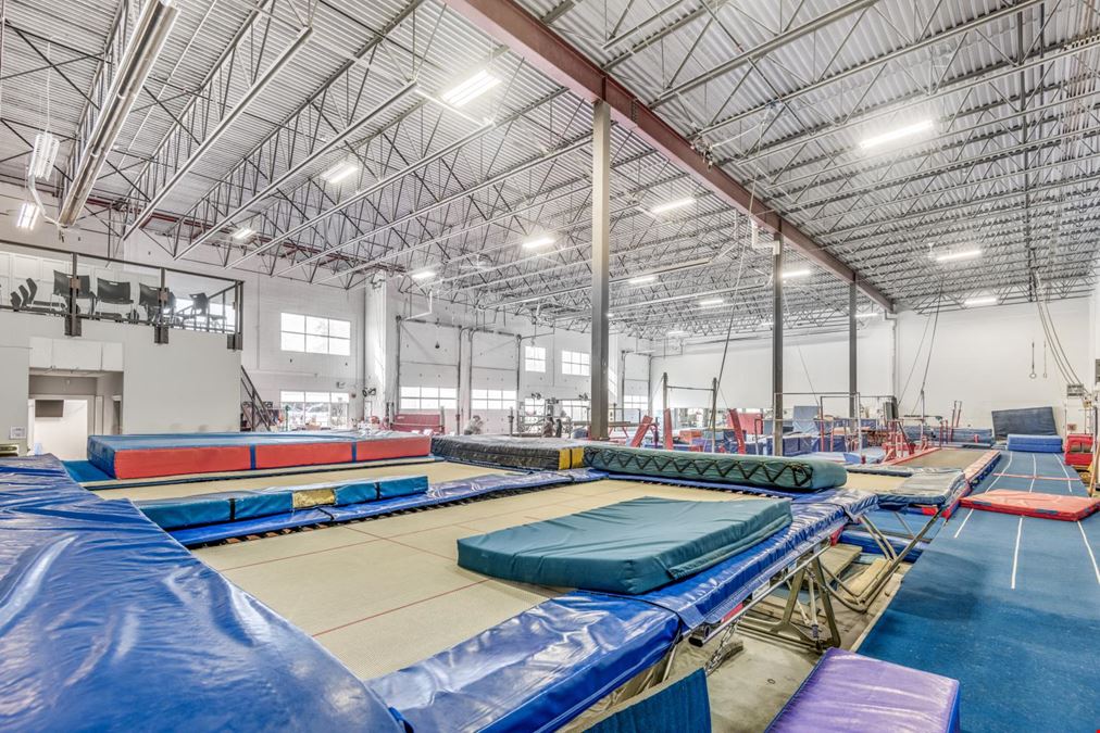 Units 4 & 5 20279 97 Avenue