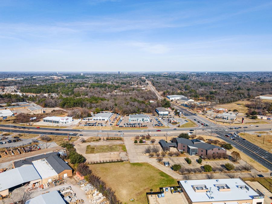1.9 acre Retail Pad Site Available