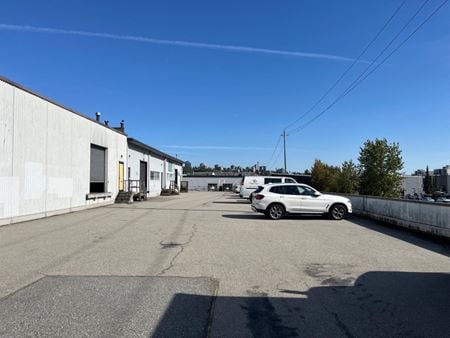 Preview of Industrial space for Rent at 977 West 1st Avenue