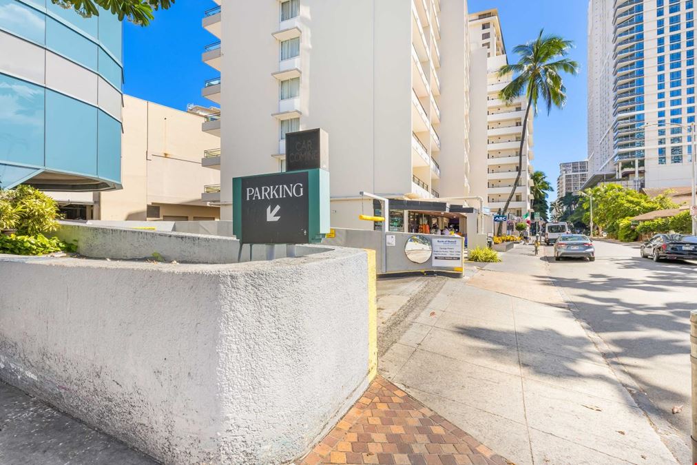2155 Kalakaua Avenue