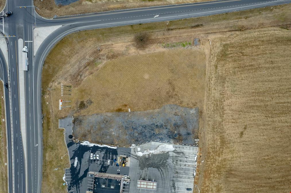 For Lease or Build-to-Suit | 2.85 ac | Near Buc-ee’s!