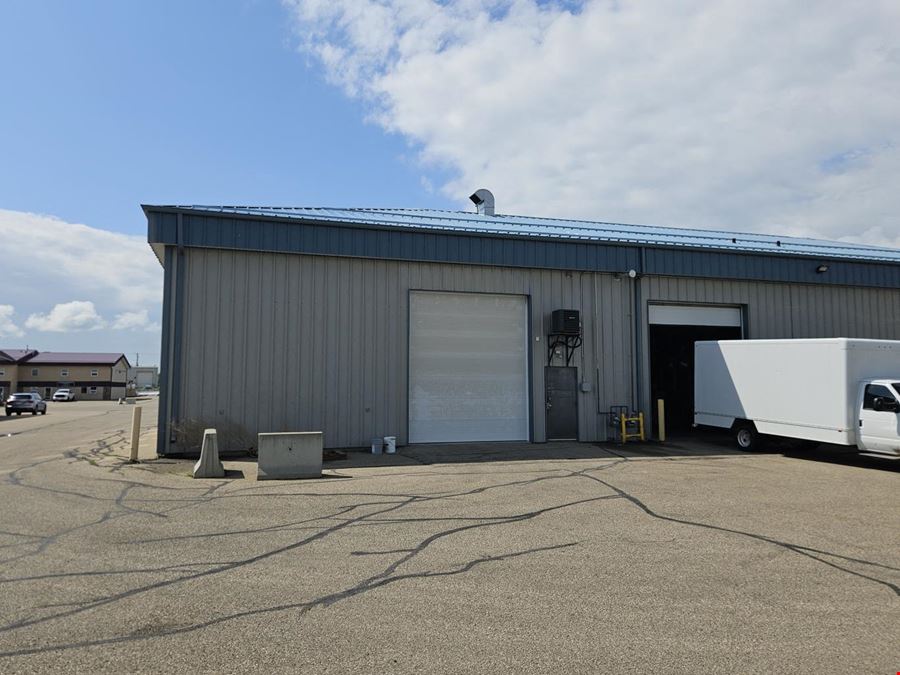 7471 Edgar Industrial Bend - Unit 24