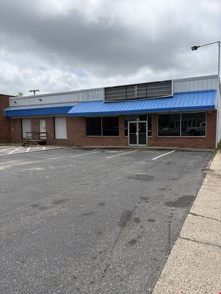 Preview of Retail space for Rent at 321 W Jefferson St