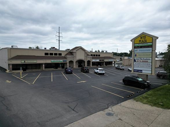 Preview of Retail space for Rent at 2828 N Main St