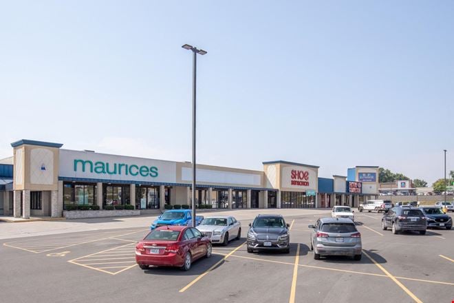Preview of Retail space for Rent at 55 The Plz