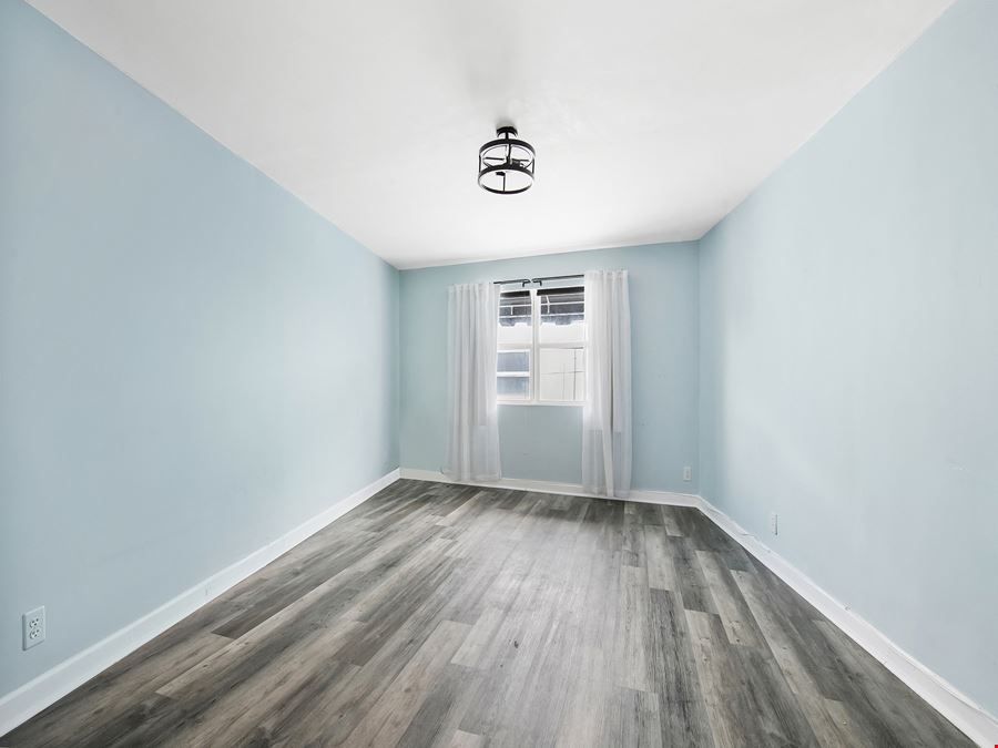 Gateway - CREATIVE RETAIL & OFFICE SPACE