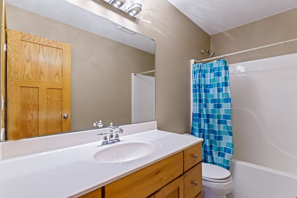 4318 Shetland Pl NW - Beautiful Home For Sale
