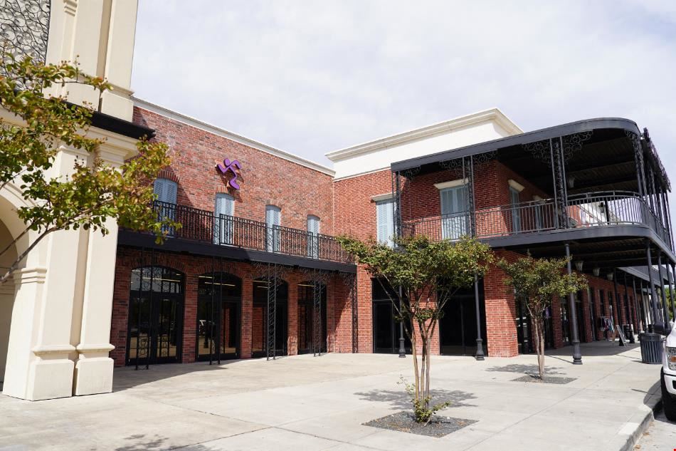 Orleans Square Shopping Center