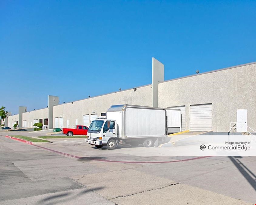 10730-10768 N. Stemmons Fwy. - Bldg. B & C