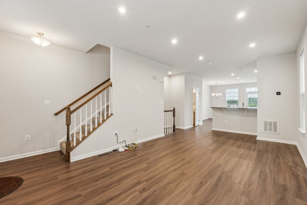 Like Brand New Home: Maintenance Free