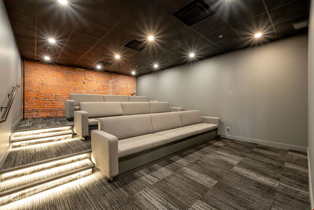 400-1120 Hamilton Street, Vancouver, BC