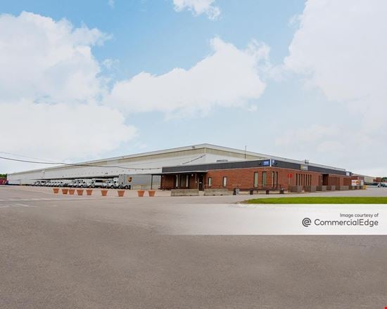 Preview of Industrial space for Rent at 200 Meadow Road