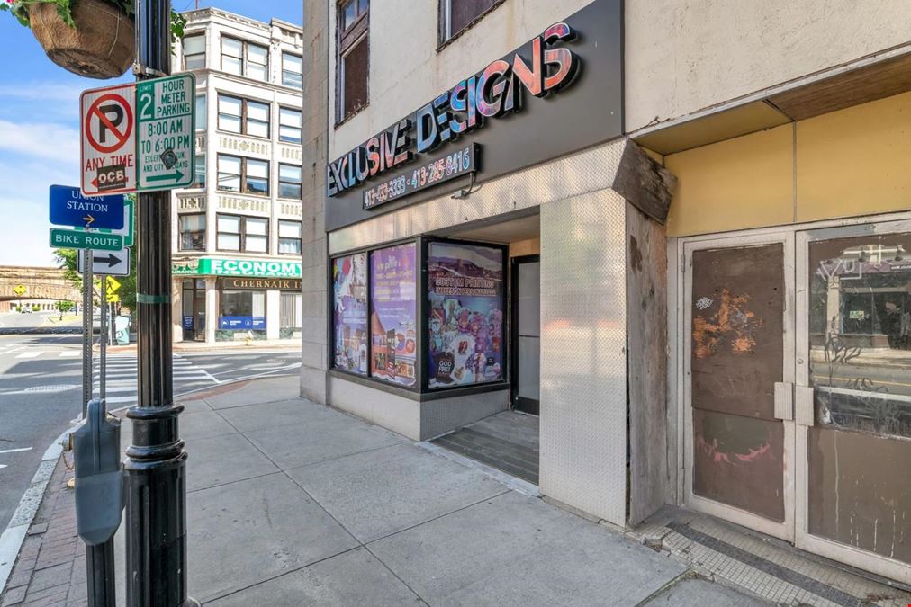 1675 Main St