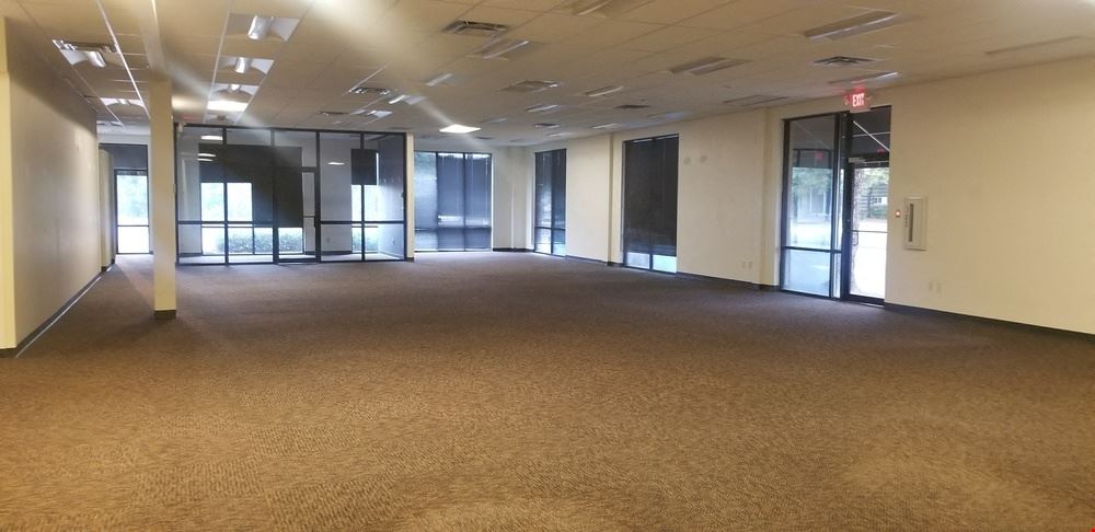 Office-Warehouse Space | 220/Highland Colony Business Park