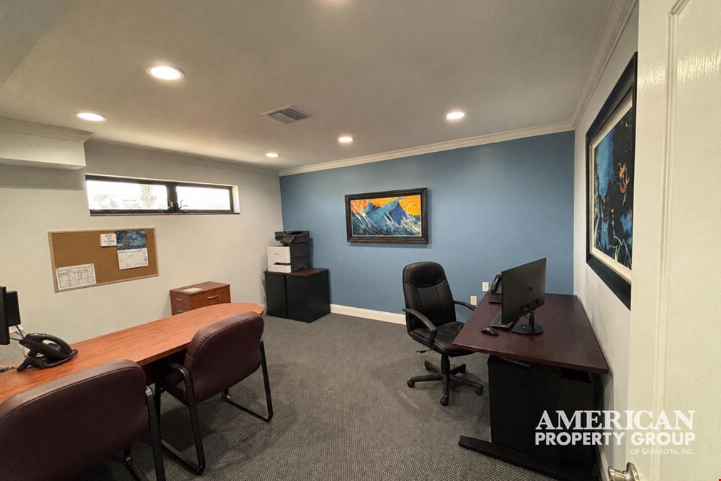 Englewood  Freestanding Office