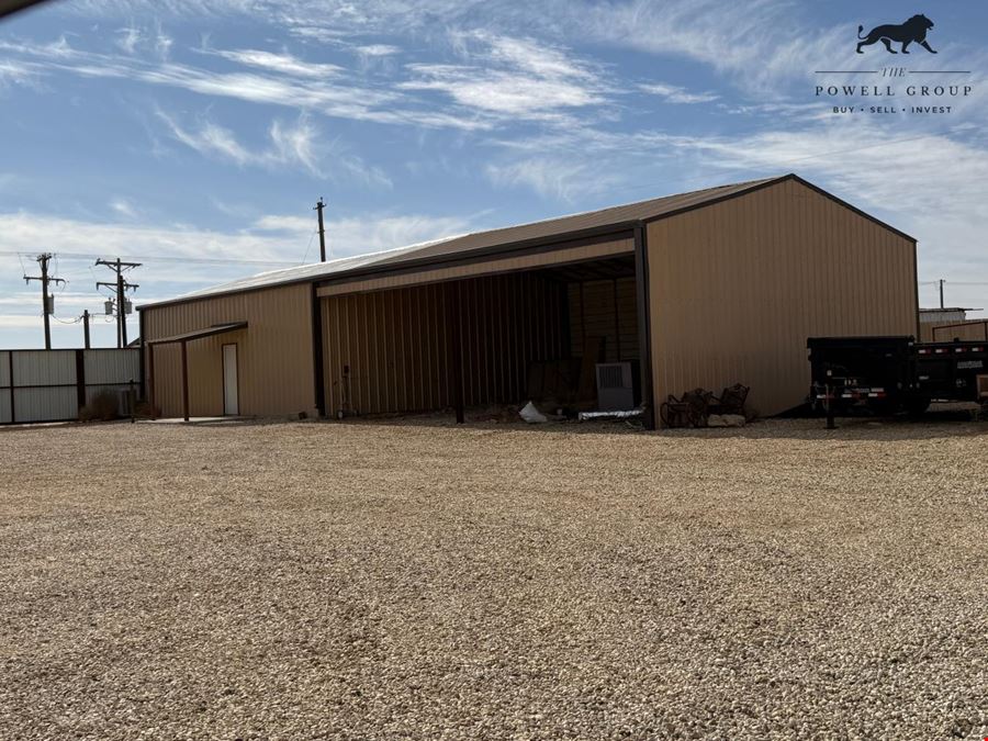 1164 FM 211, Wilson