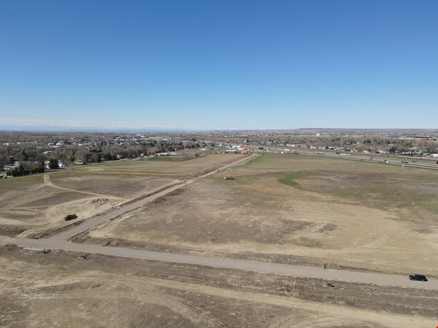 8522 S Frontage Rd