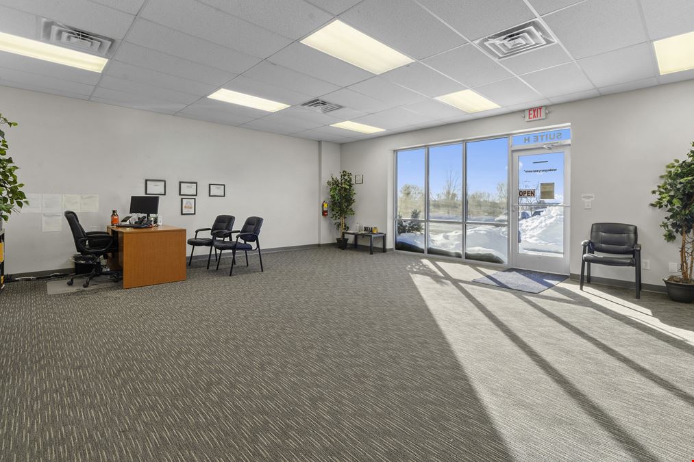 For Lease:  16462 Southpark Drive, Westfield, IN.  3239sf