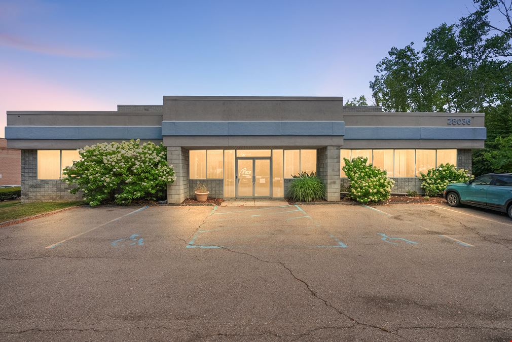 28036 Oakland Oaks Court