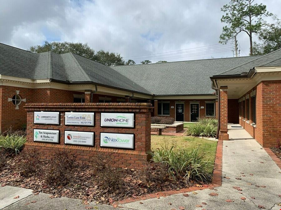 4210 NW 37th Place