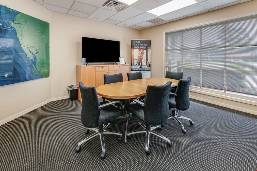 8660 S Tamiami Trail - 14,200/SF Office