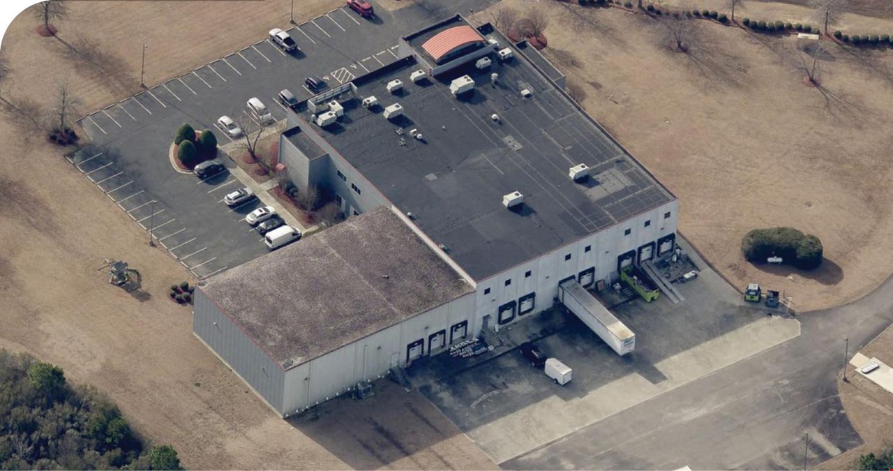 104 Commercial Avenue