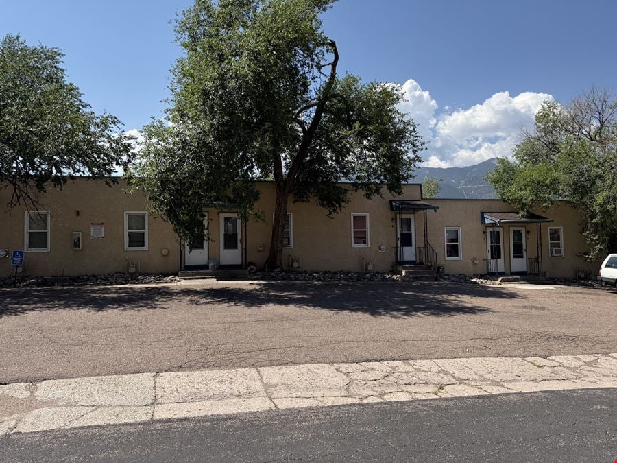 2631 W Pikes Peak Ave