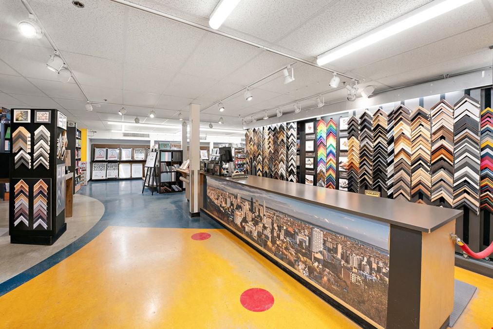 332-334 Sainte-Catherine Est