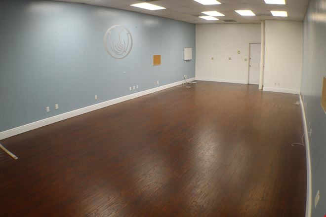 Preview of Retail space for Rent at 11520 Wiles Road Unit 11522