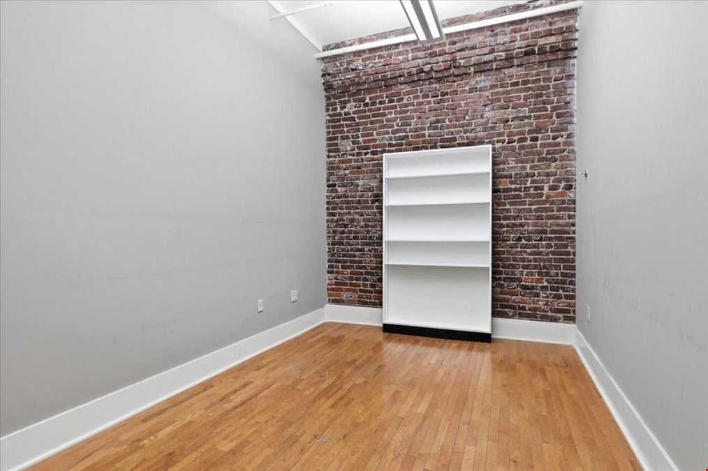 418 S Gay St