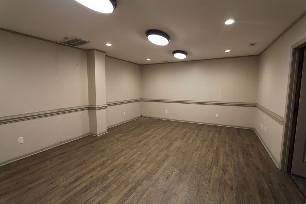 4501 E Palmetto St.