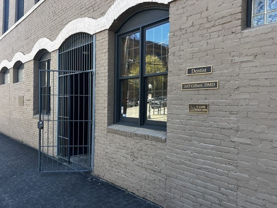 2229 Morris Avenue #104