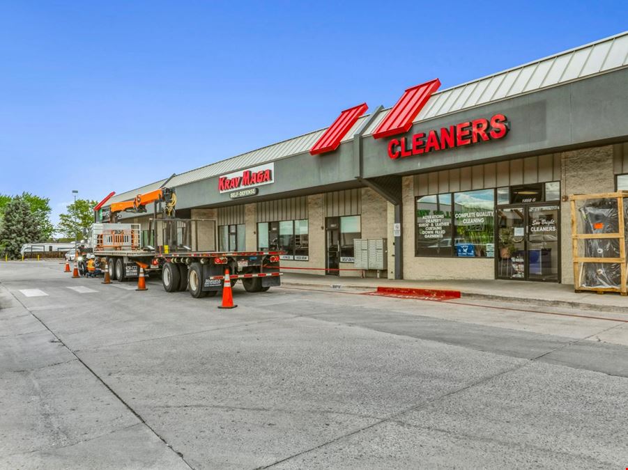 Cottonwood Plaza