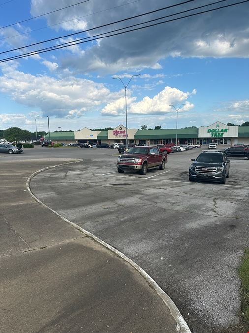250 Cloverleaf Plaza
