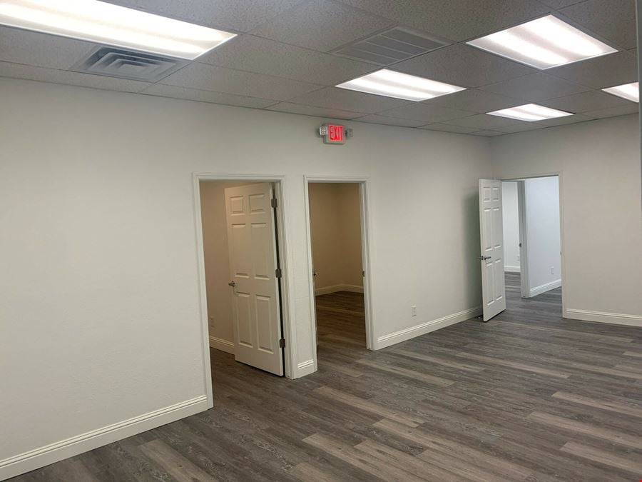 Fully Remodeled 1st Class Office Spaces in Central Tulare