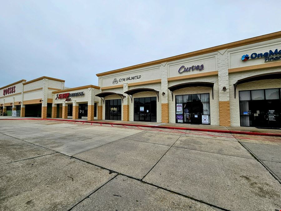 N Lafourche Plaza