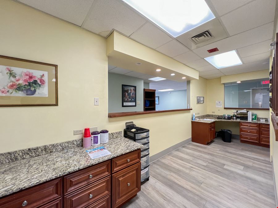 ±5,000 SF Medical Office Suite with I-10 Visibility