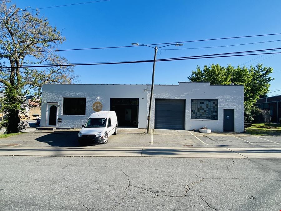 244 Short Coxe Ave. Suite 120 for Lease