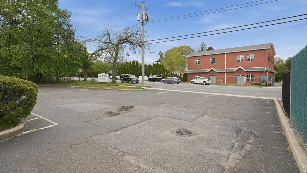 123 Stewart Ave
