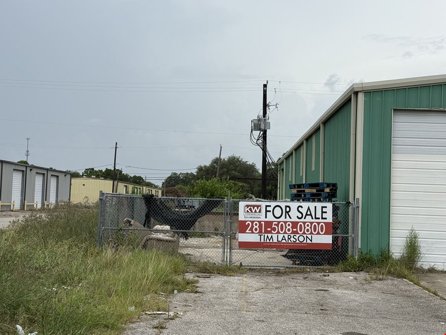 713 NEBRASKA STREET, SOUTH HOUSTON- 7,920 SF IND WAREHOUSE