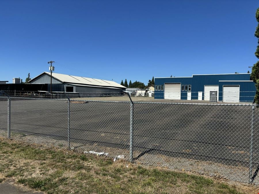 Warehouse & Office with Fenced Yard Space