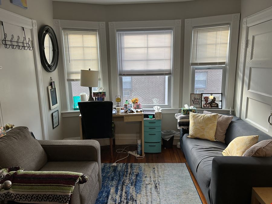 1,767 Square Foot Office Space