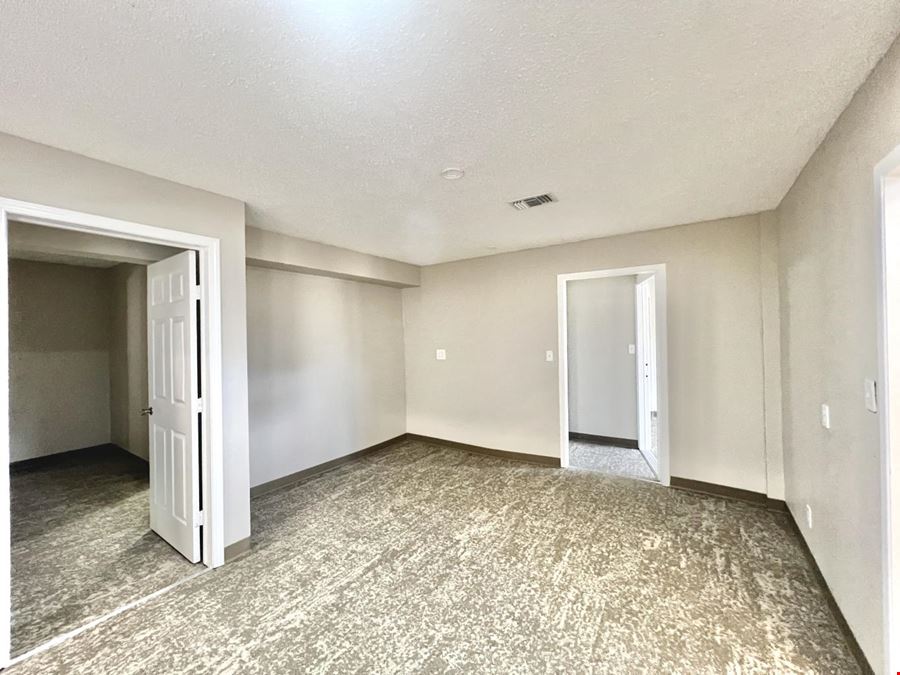 Splendora, TX - Old HWY 59 N - Office Space for Lease