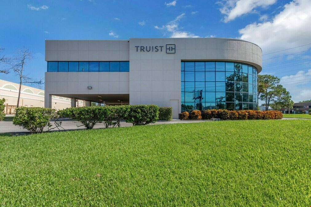 Truist Building - ICOT Arcade Shops