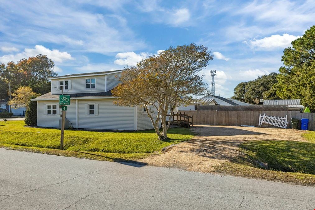 1113 Lennoxville Rd