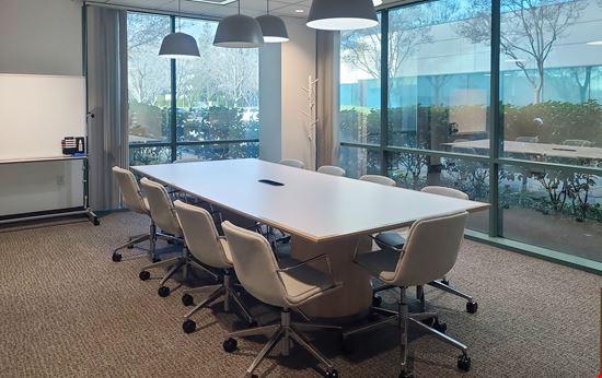 Regus - Sacramento - 2180 Harvard