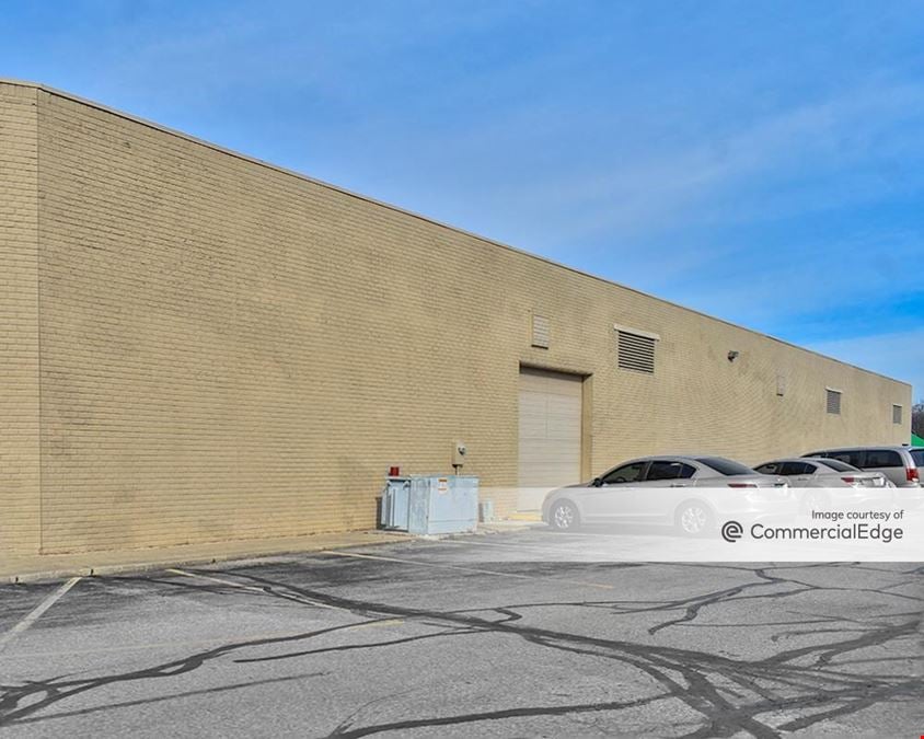 Freeway Business Park 