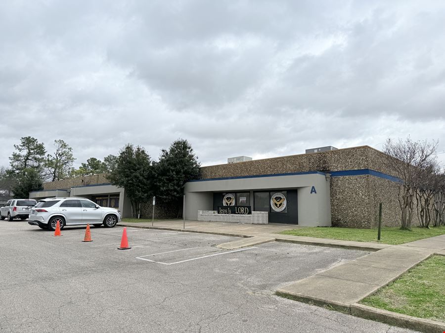 3566-3628 Commerce Circle